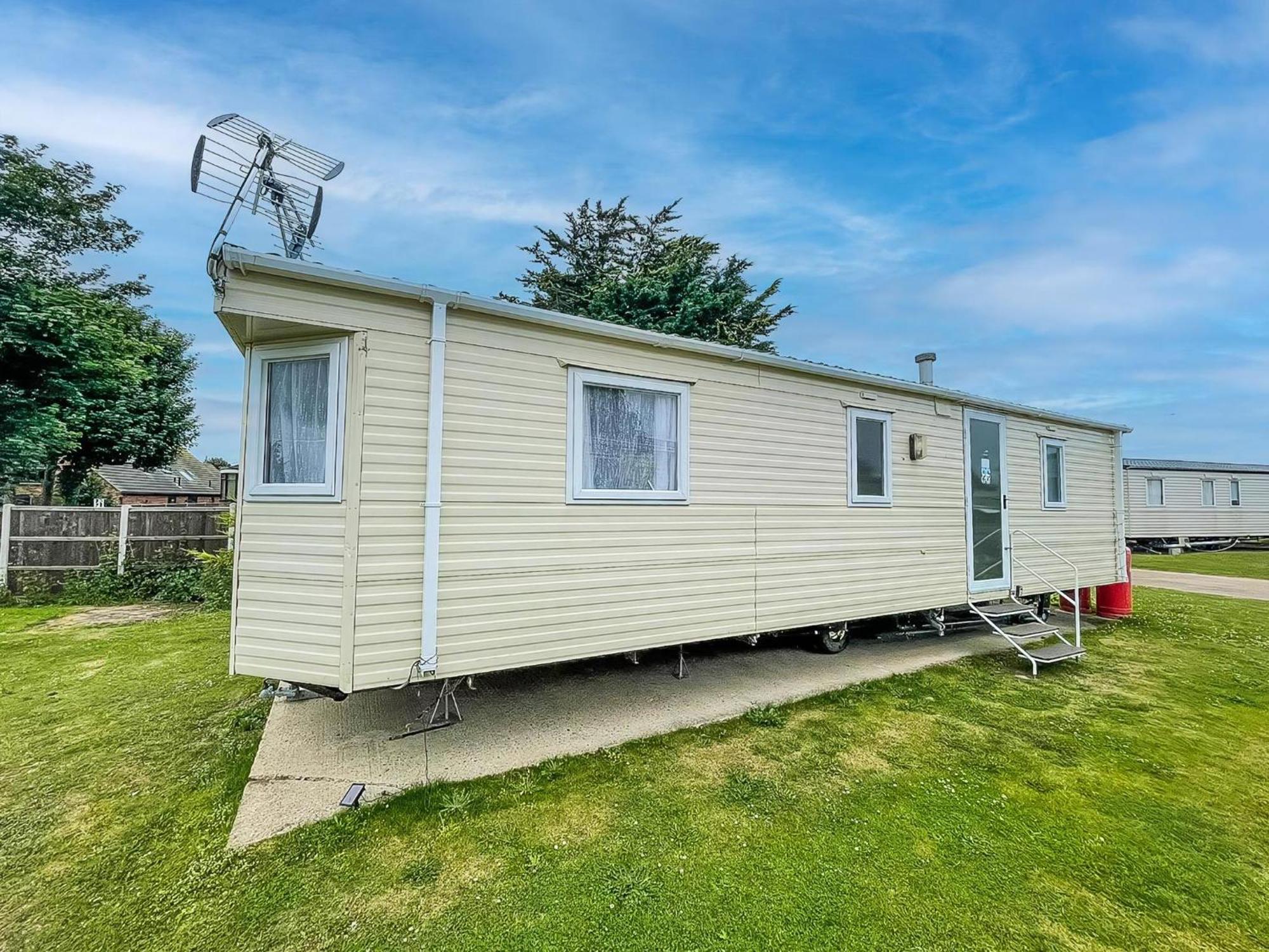 Great Caravan At Breydon Water Holiday Park, Ref 10086B Belton with Browston Bagian luar foto